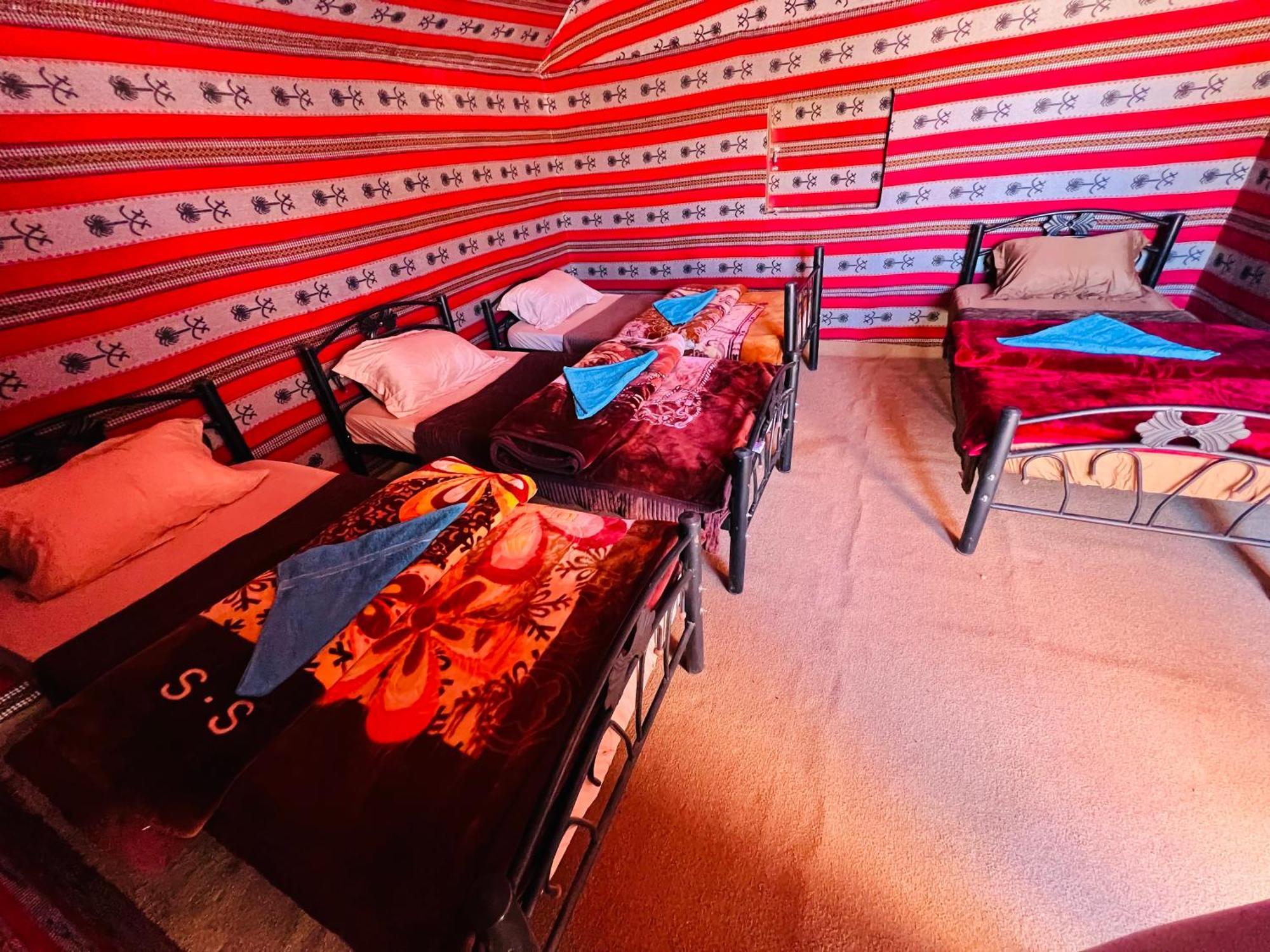 Desert Tree Camp&Tours Wadi Rum Ngoại thất bức ảnh